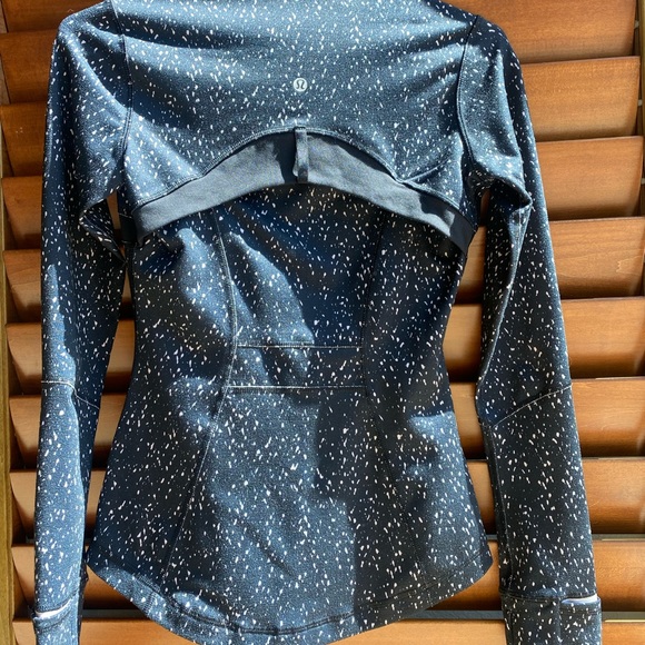 Lulu lemon women’s define jacket, SIZE: 2, COLOR: black with white speckles - Picture 4 of 5